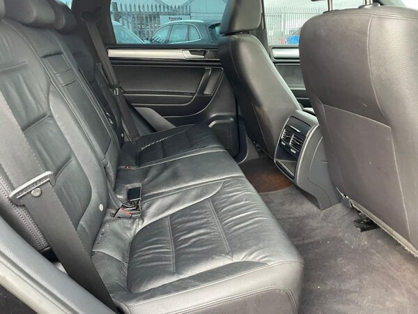 Used Volkswagen Touareg 2015 for sale - 69945762: Photo 28