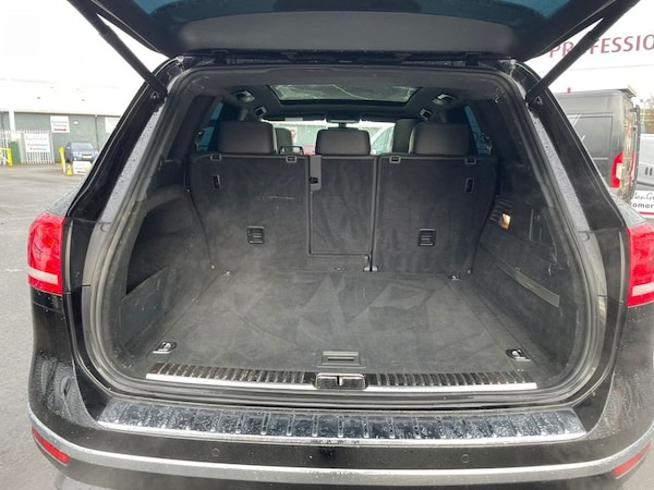 Used Volkswagen Touareg 2015 for sale - 69945762: Photo 39
