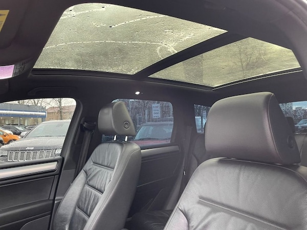 Used Volkswagen Touareg 2015 for sale - 69945762: Photo 40