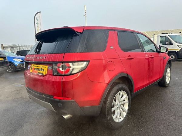 Used Land Rover Discovery Sport 2017 for sale - 72628070: Photo 5