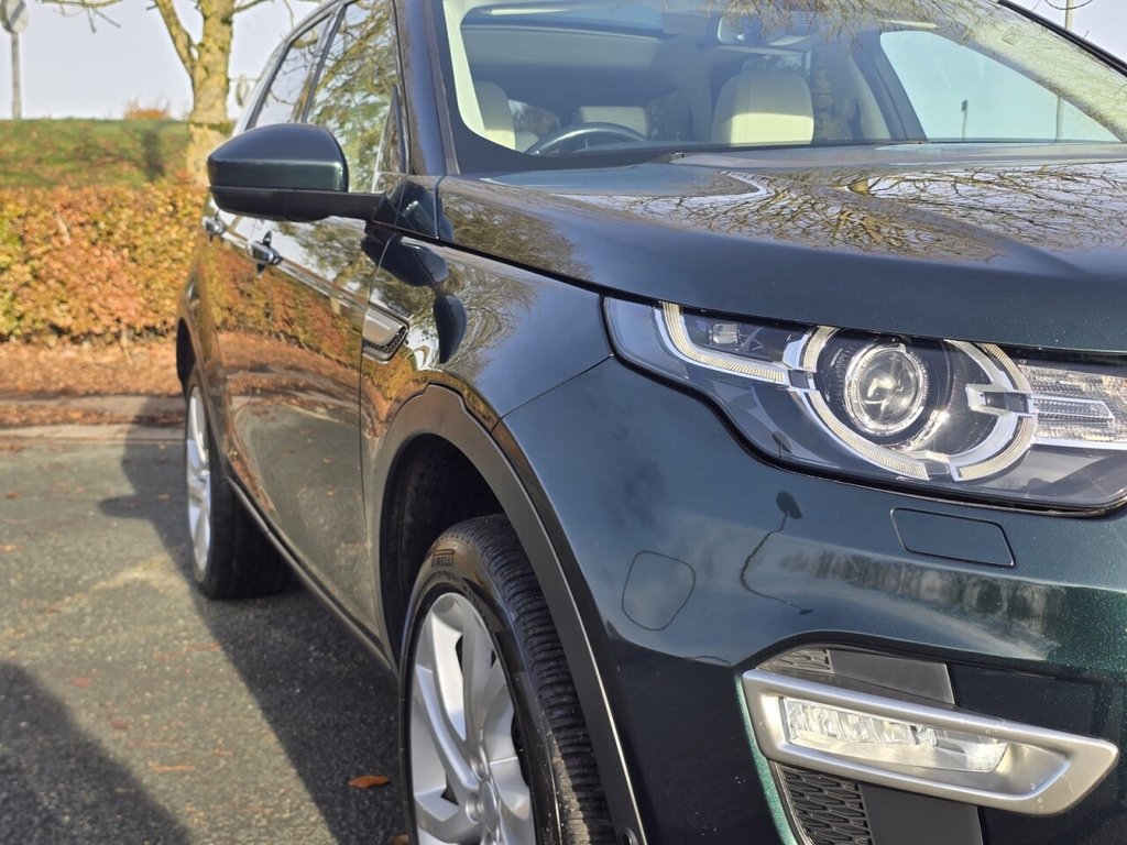 Used Land Rover Discovery Sport 2015 for sale - 76256309: Photo 10