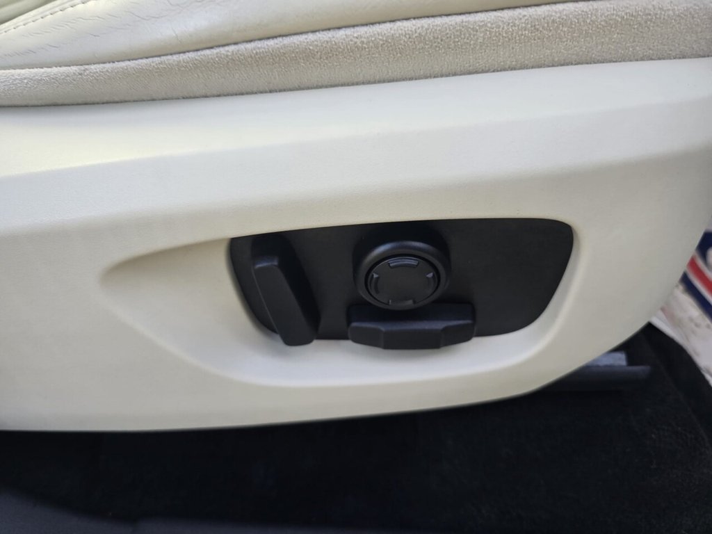 Used Land Rover Discovery Sport 2015 for sale - 76256309: Photo 24