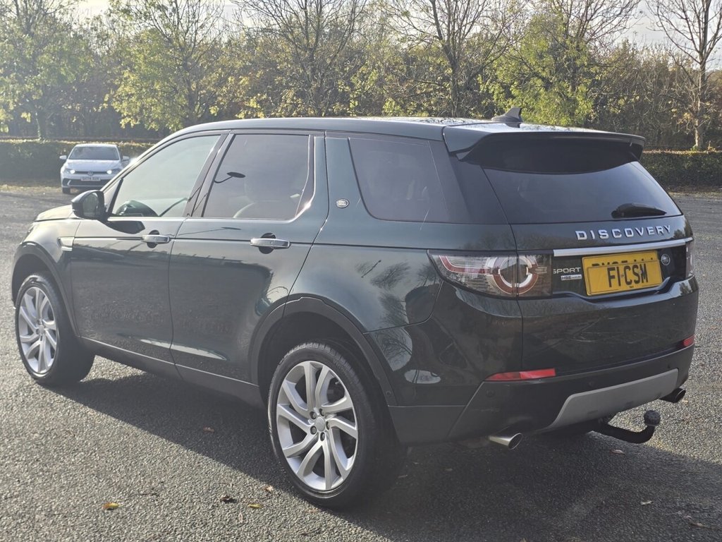 Used Land Rover Discovery Sport 2015 for sale - 76256309: Photo 3