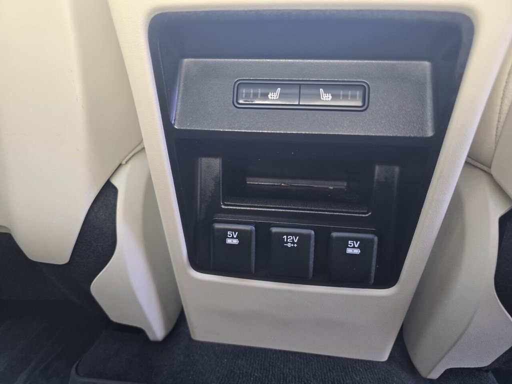 Used Land Rover Discovery Sport 2015 for sale - 76256309: Photo 34