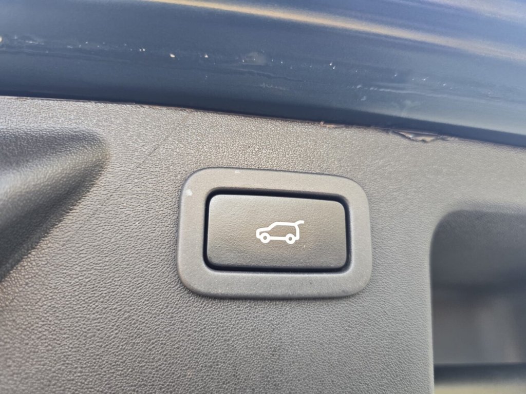 Used Land Rover Discovery Sport 2015 for sale - 76256309: Photo 38