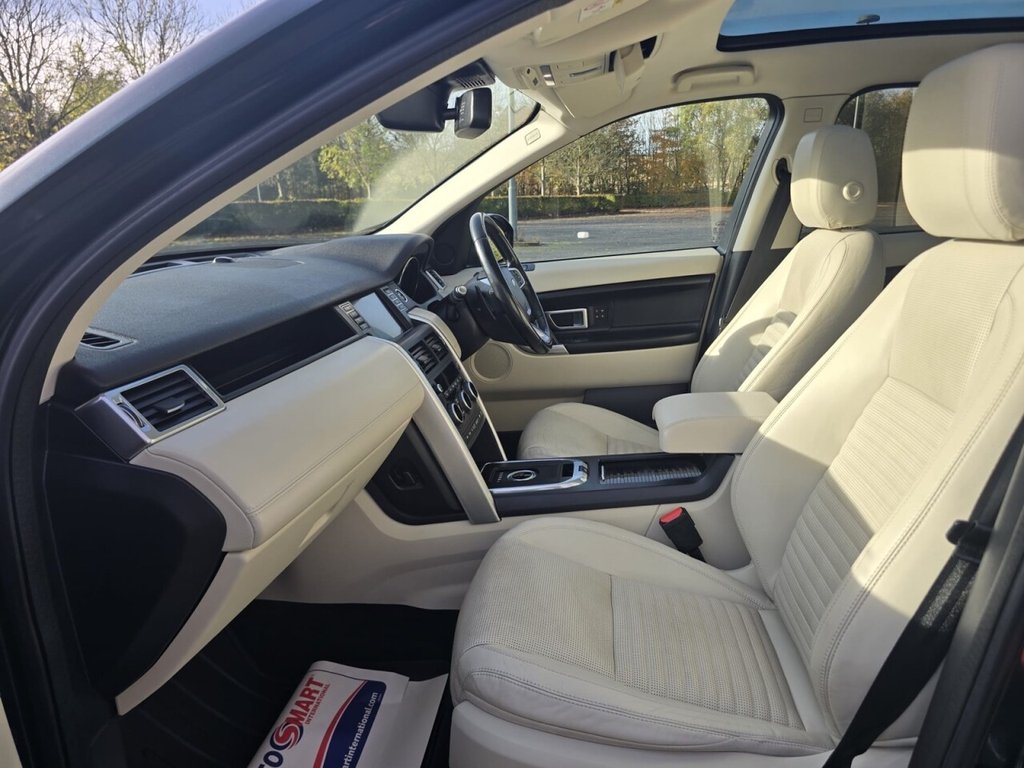 Used Land Rover Discovery Sport 2015 for sale - 76256309: Photo 41