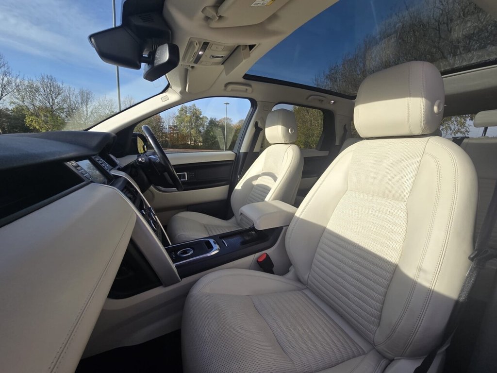 Used Land Rover Discovery Sport 2015 for sale - 76256309: Photo 43