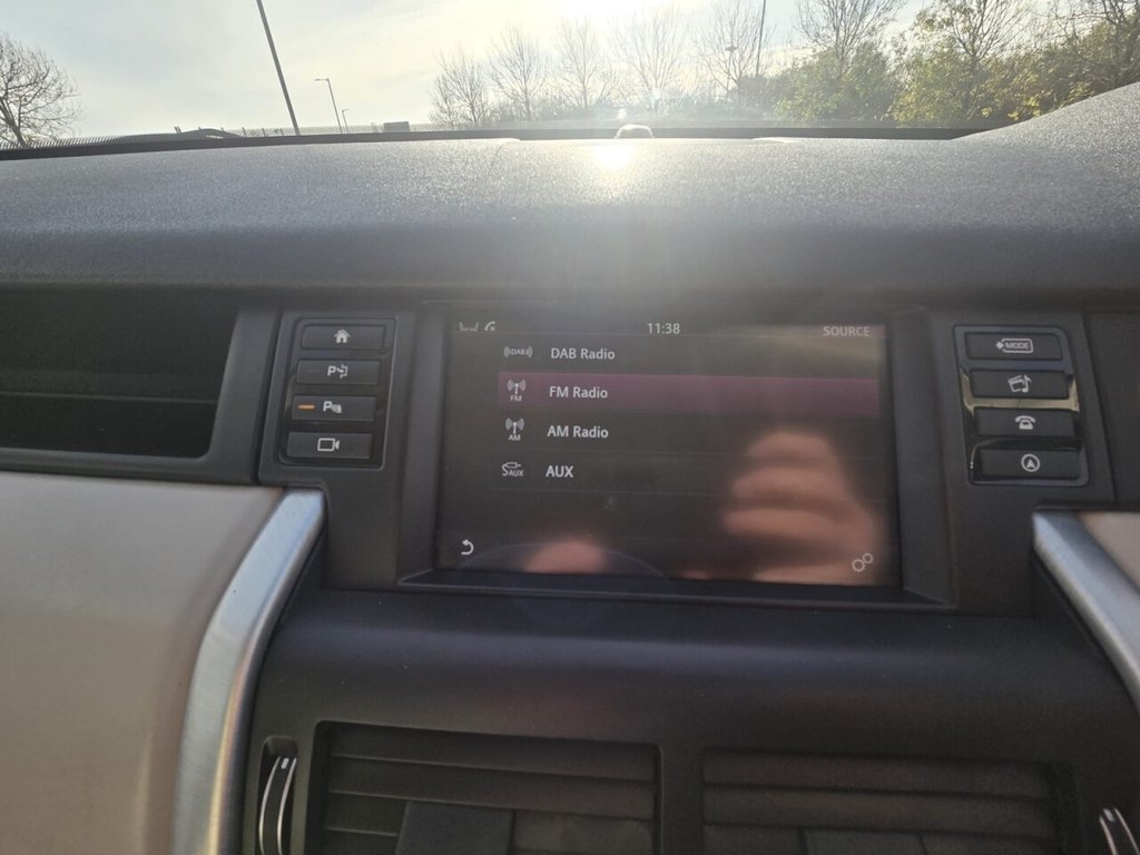 Used Land Rover Discovery Sport 2015 for sale - 76256309: Photo 46