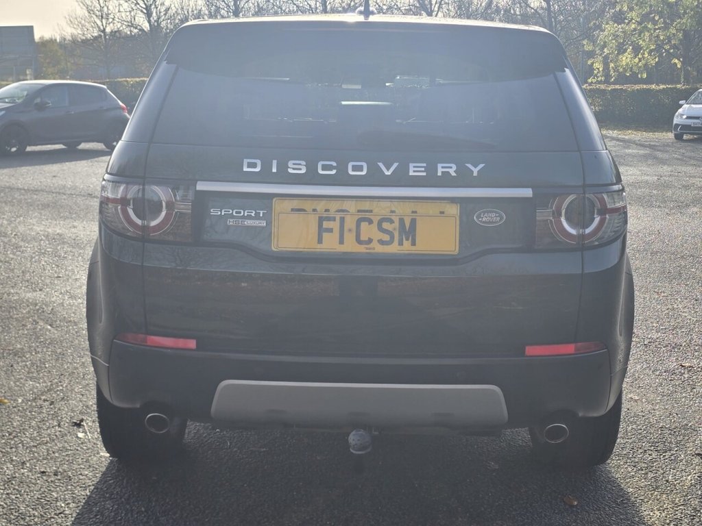 Used Land Rover Discovery Sport 2015 for sale - 76256309: Photo 6
