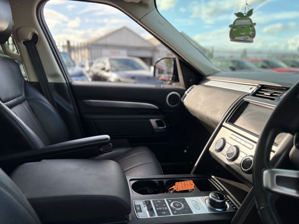 Used Land Rover Discovery 2020 for sale - 75473358: Photo 32