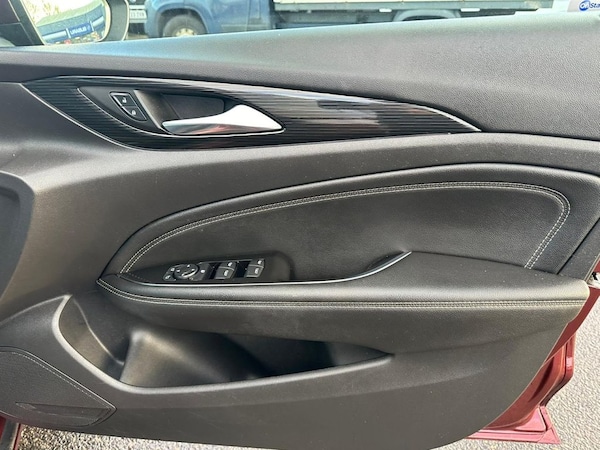 Used Vauxhall Insignia 2018 for sale - 69793112: Photo 17