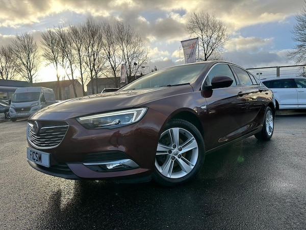 Used Vauxhall Insignia 2018 for sale - 69793112: Photo 1