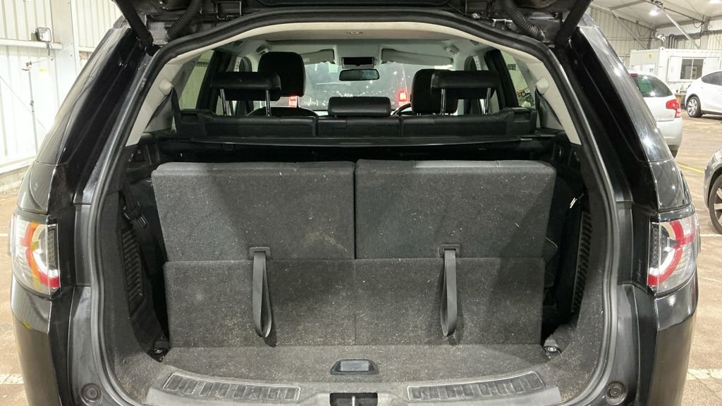 Used Land Rover Discovery Sport 2017 for sale - 77263435: Photo 11