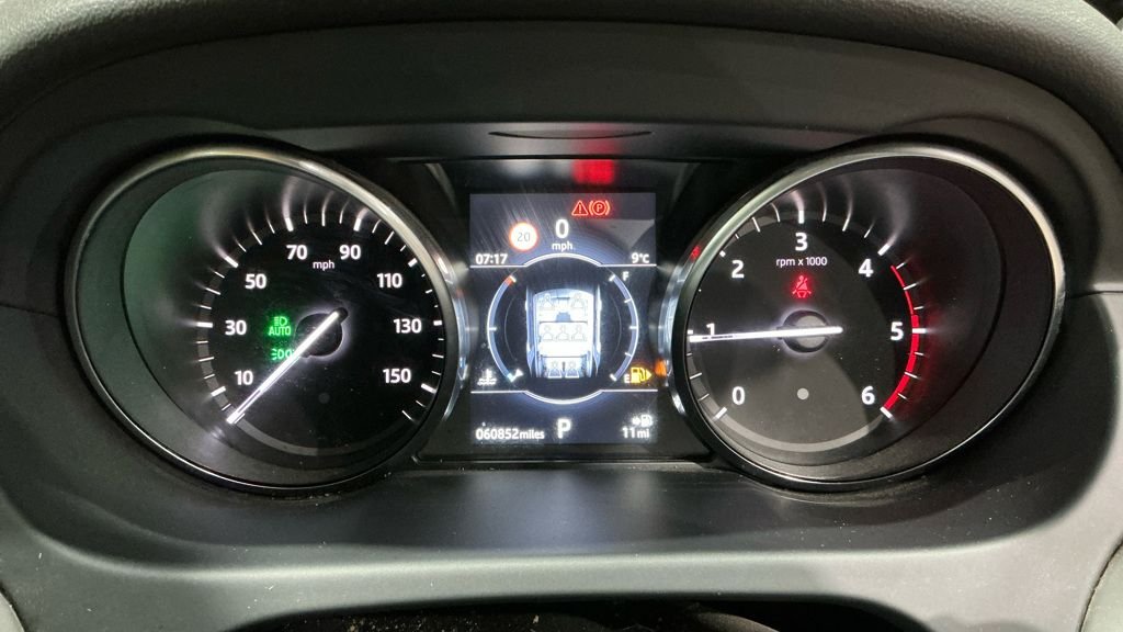 Used Land Rover Discovery Sport 2017 for sale - 77263435: Photo 9