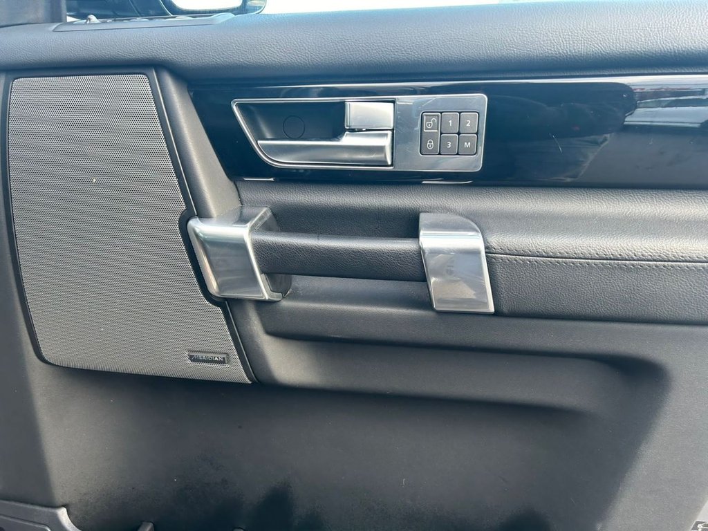 Used Land Rover Discovery 2015 for sale - 77668760: Photo 17