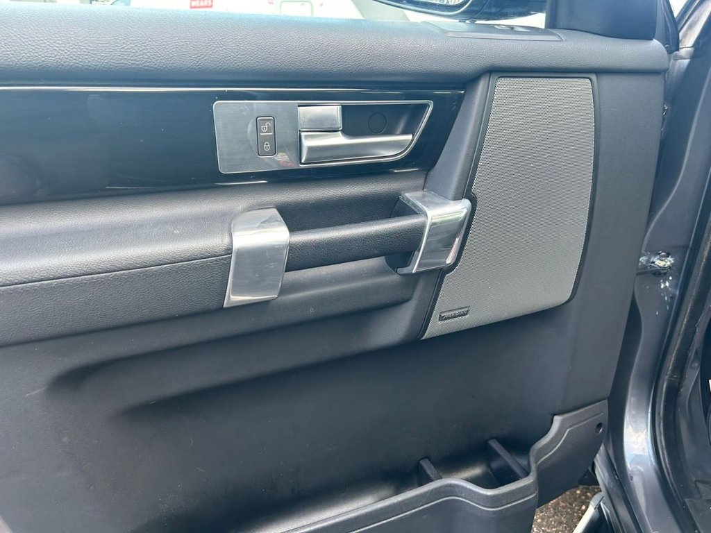 Used Land Rover Discovery 2015 for sale - 77668760: Photo 30