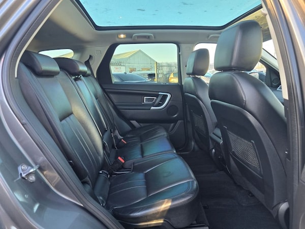 Used Land Rover Discovery Sport 2016 for sale - 73596525: Photo 24