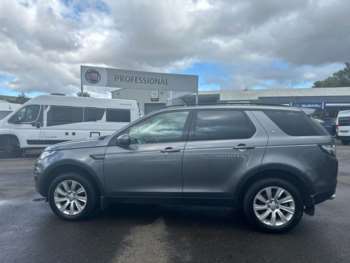Used Land Rover Discovery Sport 2015 for sale - 71816583: Photo