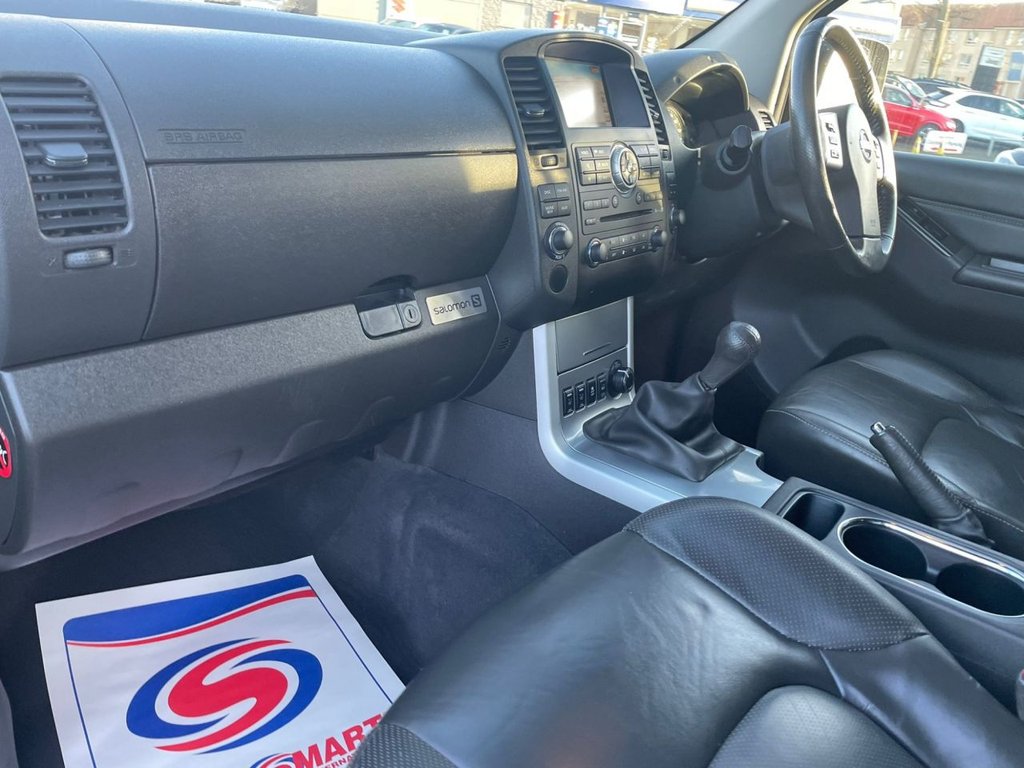 Used Nissan Navara 2015 for sale - 77668752: Photo 42