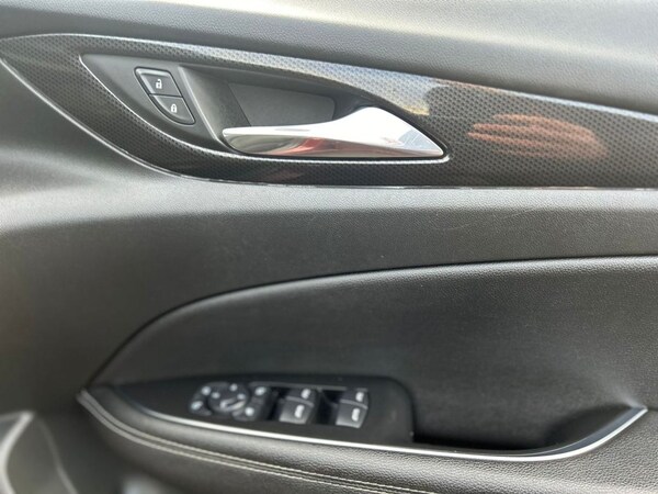 Used Vauxhall Insignia 2019 for sale - 72084118: Photo 12
