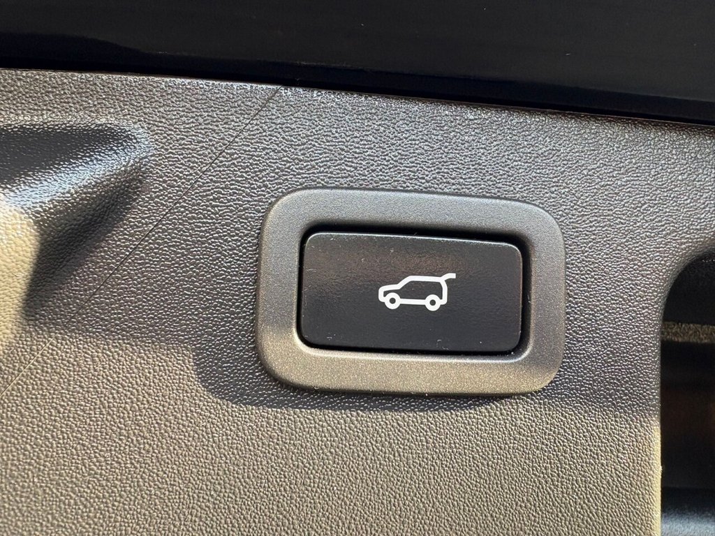 Used Land Rover Discovery Sport 2019 for sale - 76132821: Photo 34