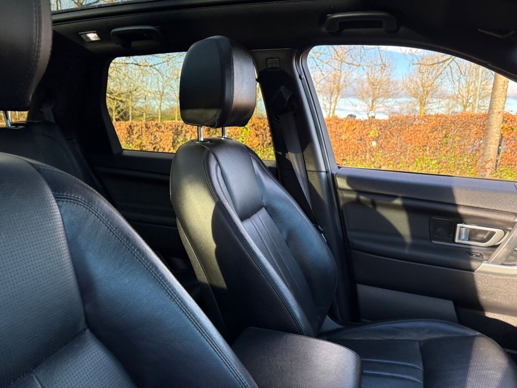 Used Land Rover Discovery Sport 2019 for sale - 76132821: Photo 35