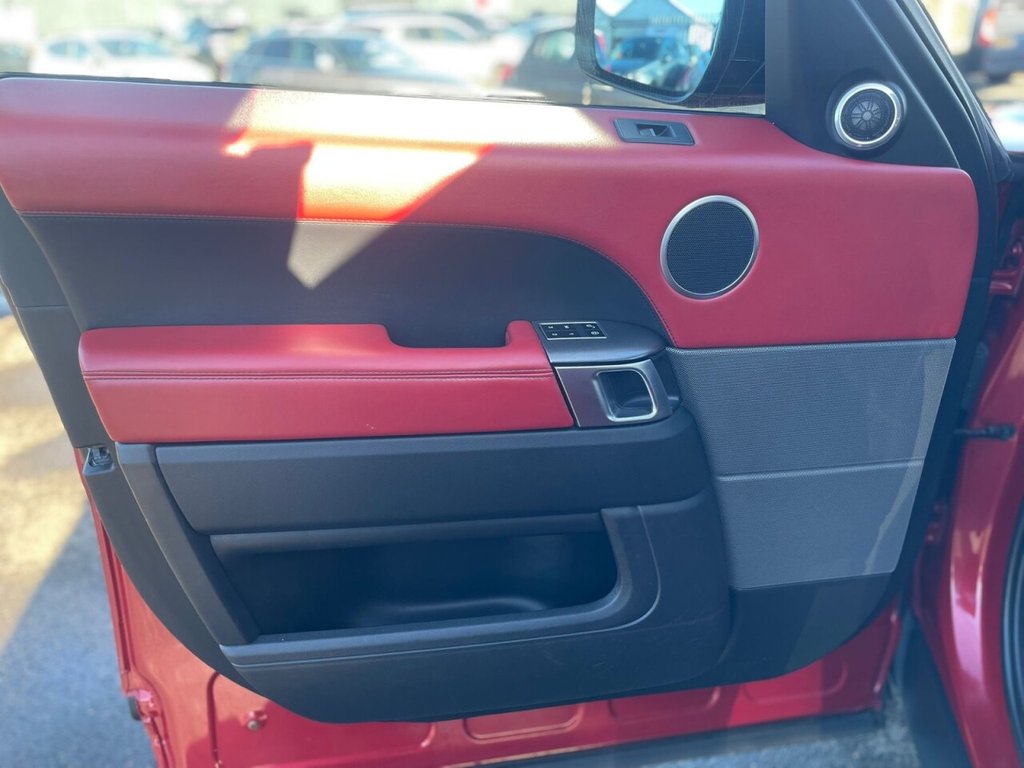 Used Land Rover Range Rover Sport 2015 for sale - 77172316: Photo 32