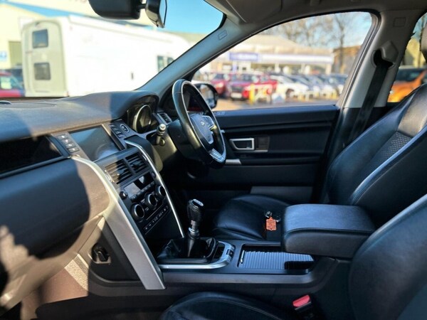 Used Land Rover Discovery Sport 2017 for sale - 74105843: Photo 27