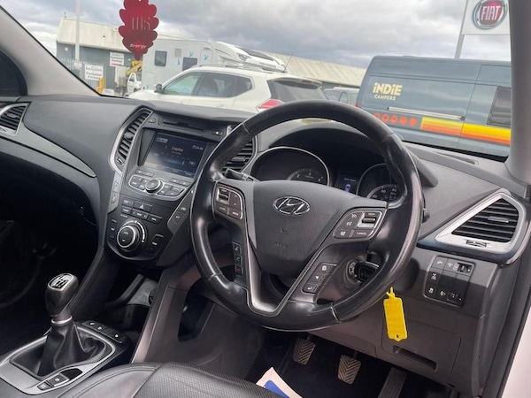Used Hyundai Santa Fe 2015 for sale - 68708547: Photo 18