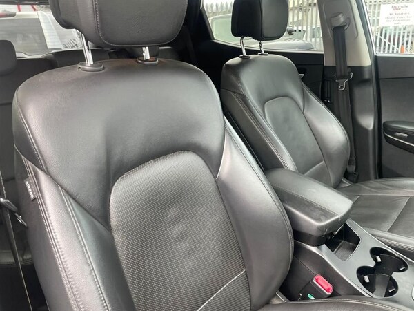 Used Hyundai Santa Fe 2015 for sale - 68708547: Photo 21