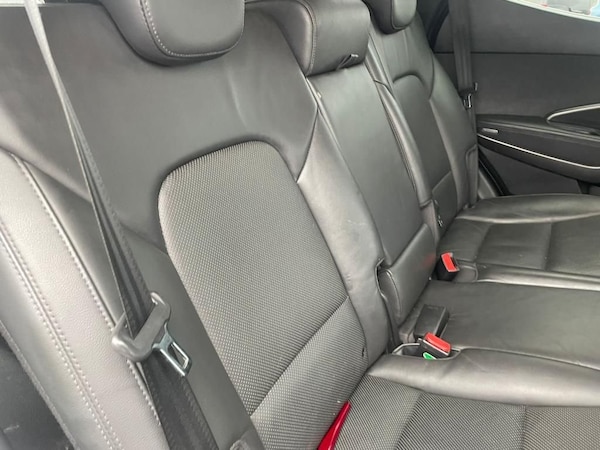 Used Hyundai Santa Fe 2015 for sale - 68708547: Photo 35