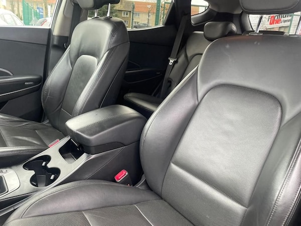 Used Hyundai Santa Fe 2015 for sale - 68708547: Photo 37