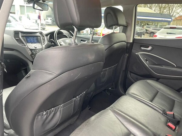 Used Hyundai Santa Fe 2015 for sale - 68708547: Photo 39