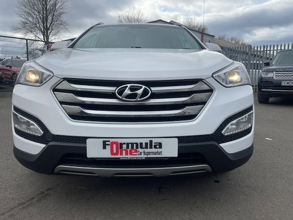 Used Hyundai Santa Fe 2015 for sale - 68708547: Photo 4