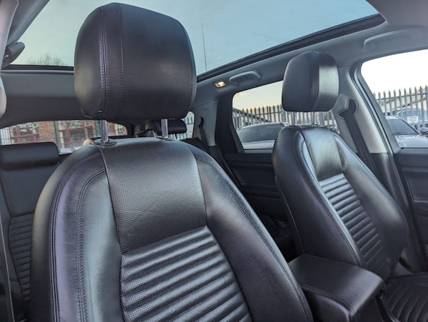 Used Land Rover Discovery Sport 2015 for sale - 65562171: Photo 19