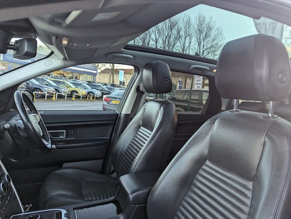 Used Land Rover Discovery Sport 2015 for sale - 65562171: Photo 36