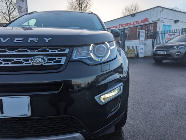 Used Land Rover Discovery Sport 2015 for sale - 65562171: Photo 4