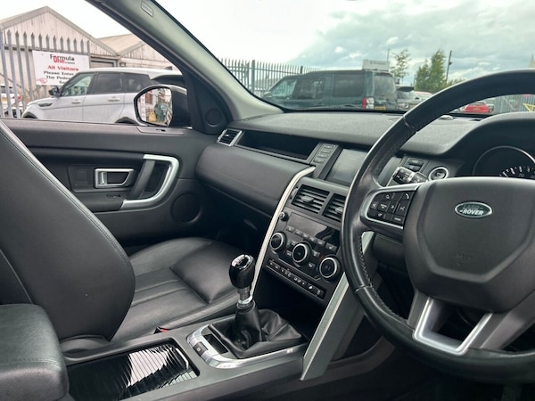 Used Land Rover Discovery Sport 2016 for sale - 71200740: Photo 24