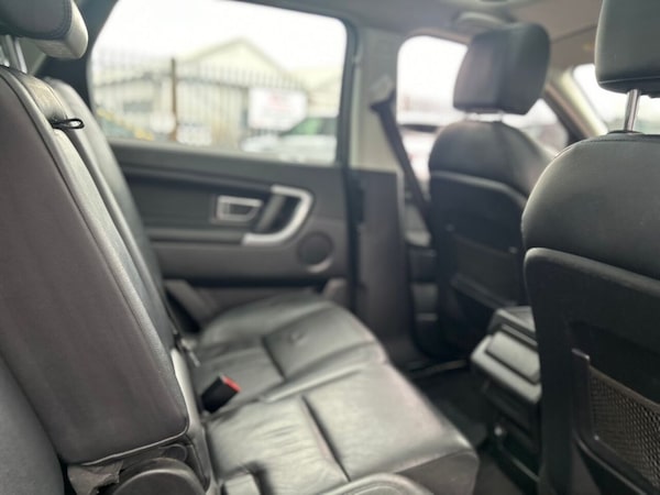 Used Land Rover Discovery Sport 2016 for sale - 71200740: Photo 25