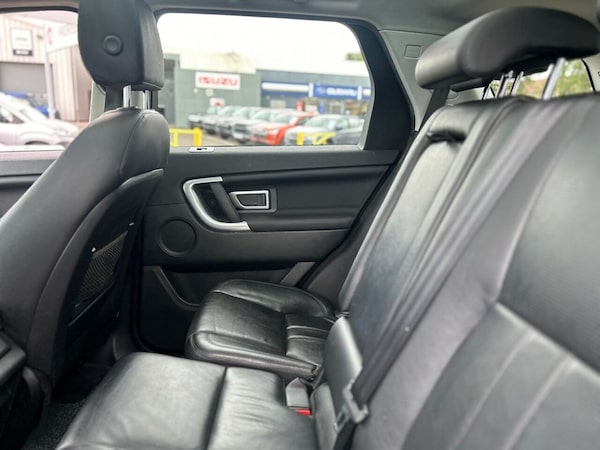Used Land Rover Discovery Sport 2016 for sale - 71200740: Photo 31