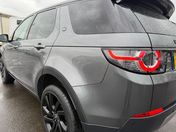Used Land Rover Discovery Sport 2018 for sale - 73643853: Photo 10