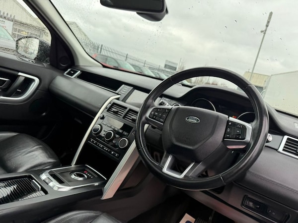 Used Land Rover Discovery Sport 2018 for sale - 73643853: Photo 16