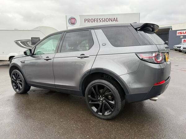 Used Land Rover Discovery Sport 2018 for sale - 73643853: Photo 3