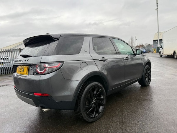 Used Land Rover Discovery Sport 2018 for sale - 73643853: Photo 5
