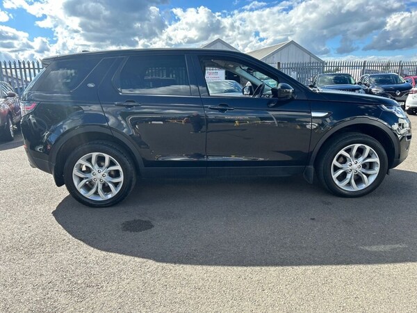 Used Land Rover Discovery Sport 2016 for sale - 71429342: Photo 11