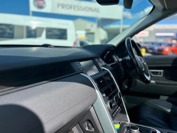 Used Land Rover Discovery Sport 2016 for sale - 71429342: Photo 33