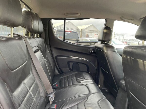 Used Mitsubishi L200 2014 for sale - 64434574: Photo 15