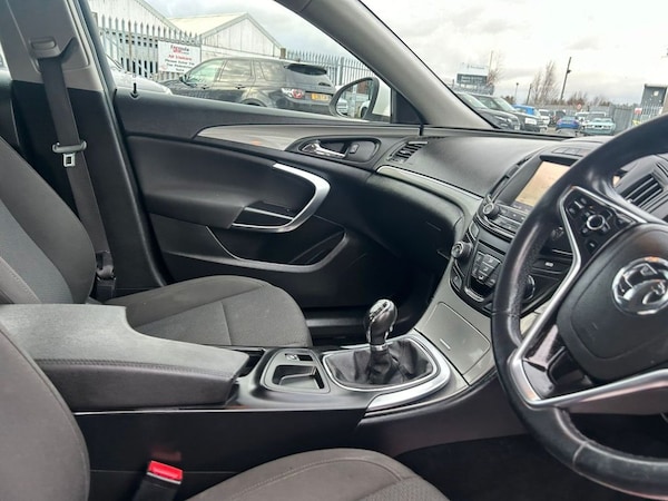 Used Vauxhall Insignia 2015 for sale - 69877359: Photo 15