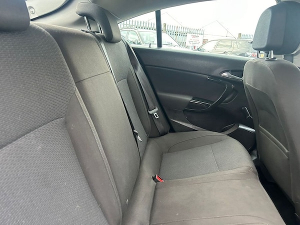 Used Vauxhall Insignia 2015 for sale - 69877359: Photo 17