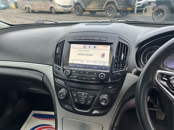 Used Vauxhall Insignia 2015 for sale - 69877359: Photo 18